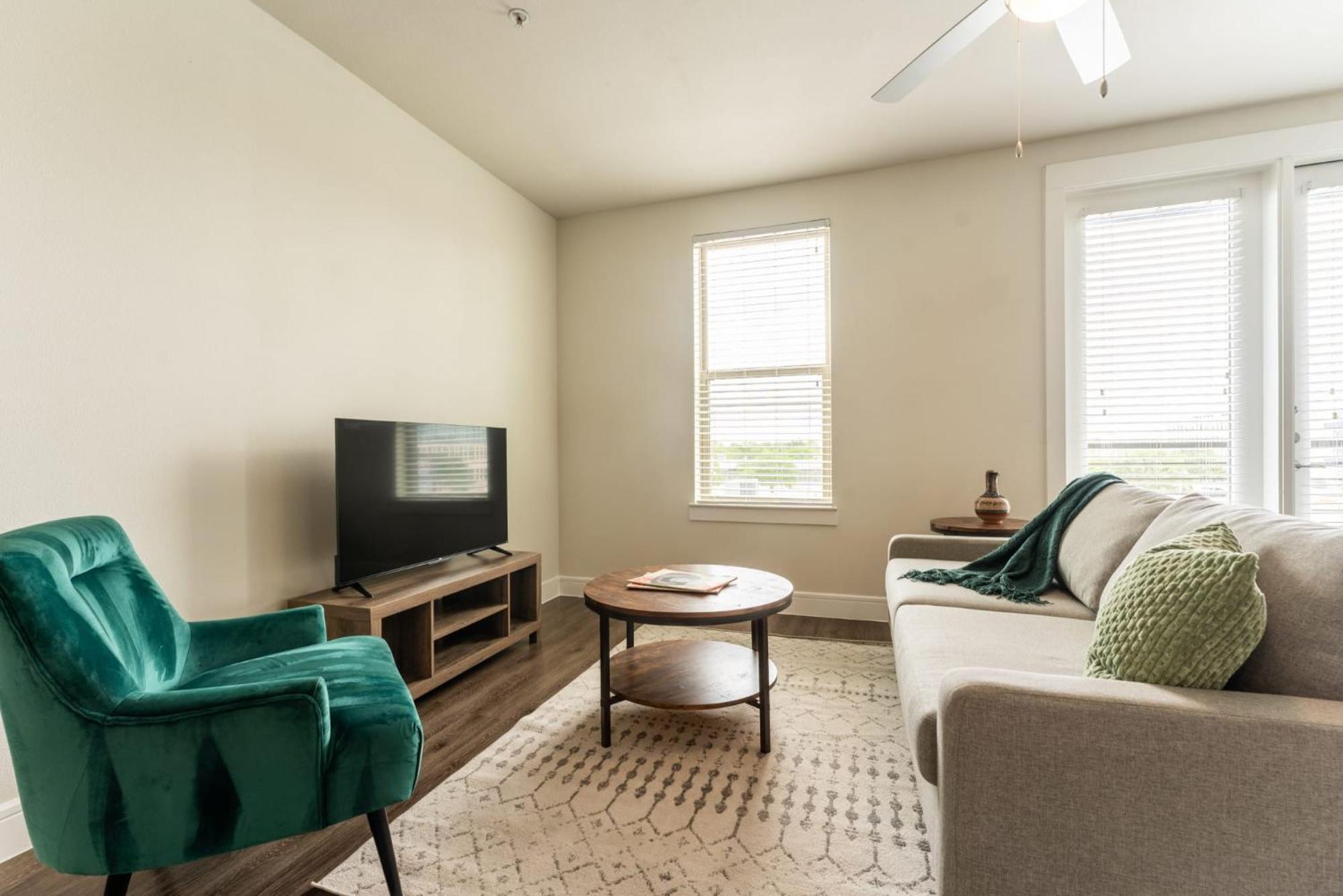 Flora In Austin Apartment Exterior photo
